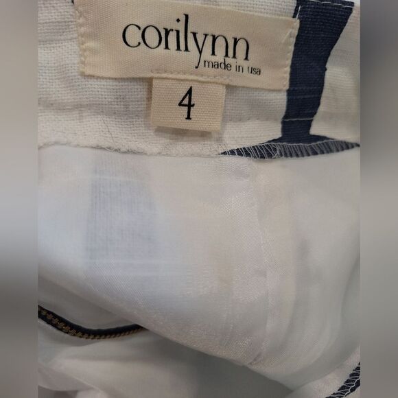 Corilynn anchor white blue skirt size 4 /S - Picture 3 of 7